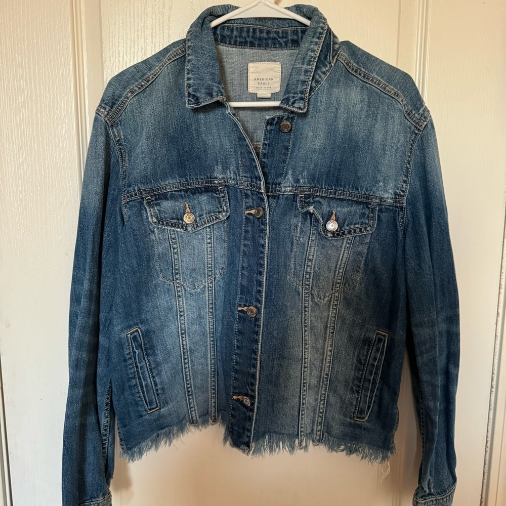 Women’s American Eagle Jean Jacket Size Large